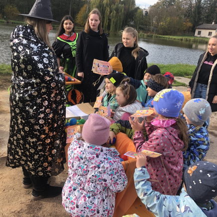 Halloweenský program - Praktická škola